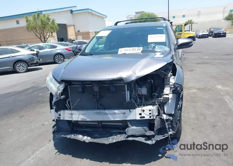 2018 Toyota Highlander Xle z USA, uszkodzony, nr VIN 5TDKZRFHXJS271758